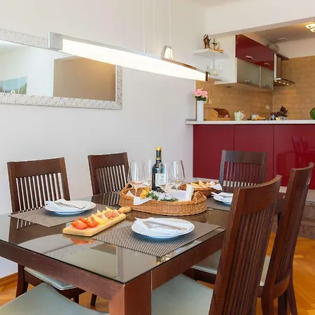 Luxury Seaside Amphora Split